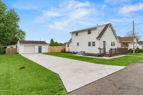 132 Richard Ave, Bellefontaine, OH, 43311-1520 | Card Image