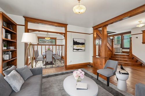 505 1st Ave Ne, Waverly, IA, 50677-1714 | Card Image