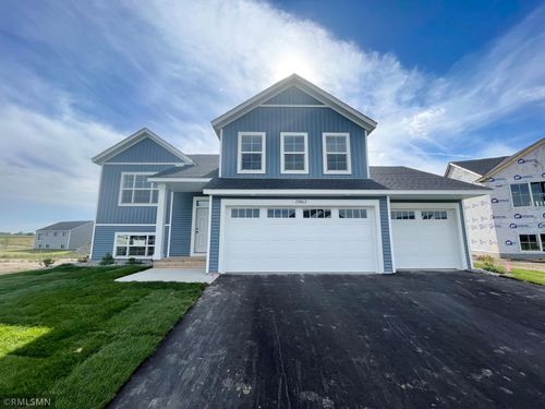 19862 Enfield Ave N, Forest Lake, MN, 55025-9004 | Card Image