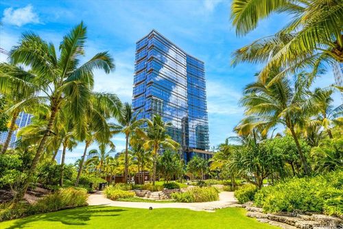 2005-333 Ward Ave, Honolulu, HI, 96814-4107 | Card Image