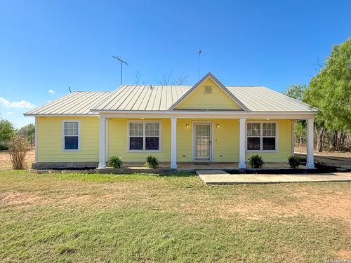 680 W County Road 678, Natalia, TX, 78059-2209 | Card Image