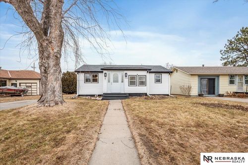 504 Jefferson St, Waterloo, NE, 68069-2210 | Card Image