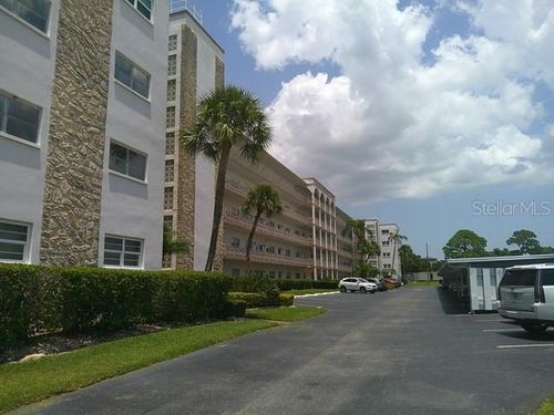 207-5603 80th St N, St Petersburg, FL, 33709-6812 | Card Image