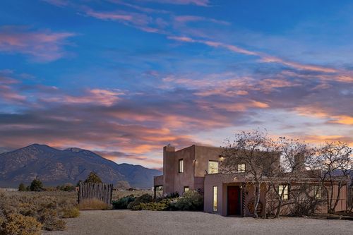 1525 White Water Rd, El Prado, NM, 87529-7438 | Card Image