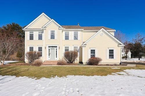 1 Honeysuckle Cir, Hopkinton, MA, 01748-1068 | Card Image