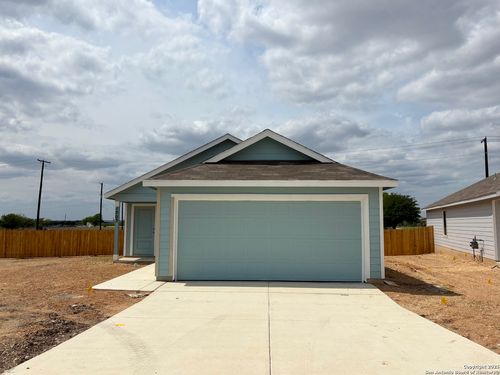 1503 Silver Crk, New Braunfels, TX, 78130-0676 | Card Image