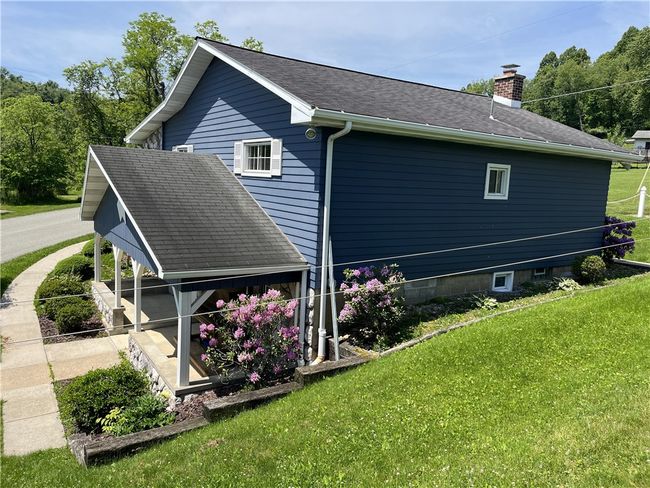 100 Rohaley Ln, House other with 2 bedrooms, 2 bathrooms and 2 parking in Smock PA | Image 37