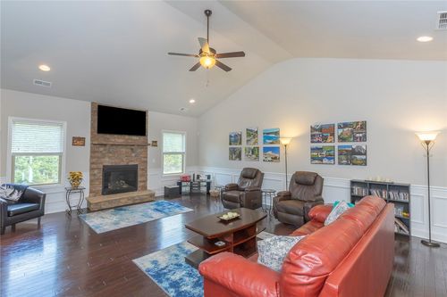 22 Old American Blvd, Pendleton, SC, 29670-8889 | Card Image