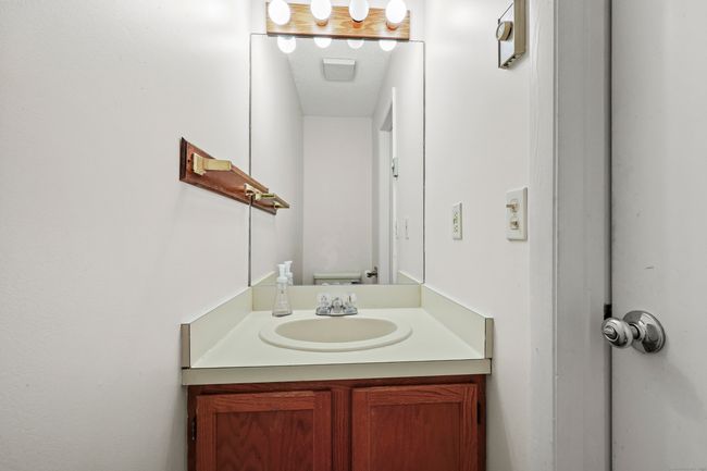 APT-171 - 745 Merrow Rd, Condo with 2 bedrooms, 2 bathrooms and 2 parking in Coventry CT | Image 19