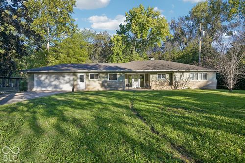 9759 W Sunset Ln, Elwood, IN, 46036-8828 | Card Image