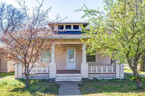 226 S Phillips Ave, Salina, KS, 67401-3856 | Card Image