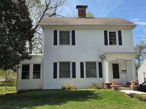 1027 S New Ave, Springfield, MO, 65807-1346 | Card Image