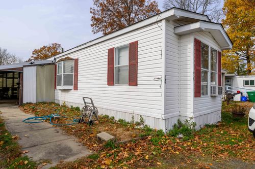 trlr-56-525 E Main St, Branford, CT, 06405-2930 | Card Image