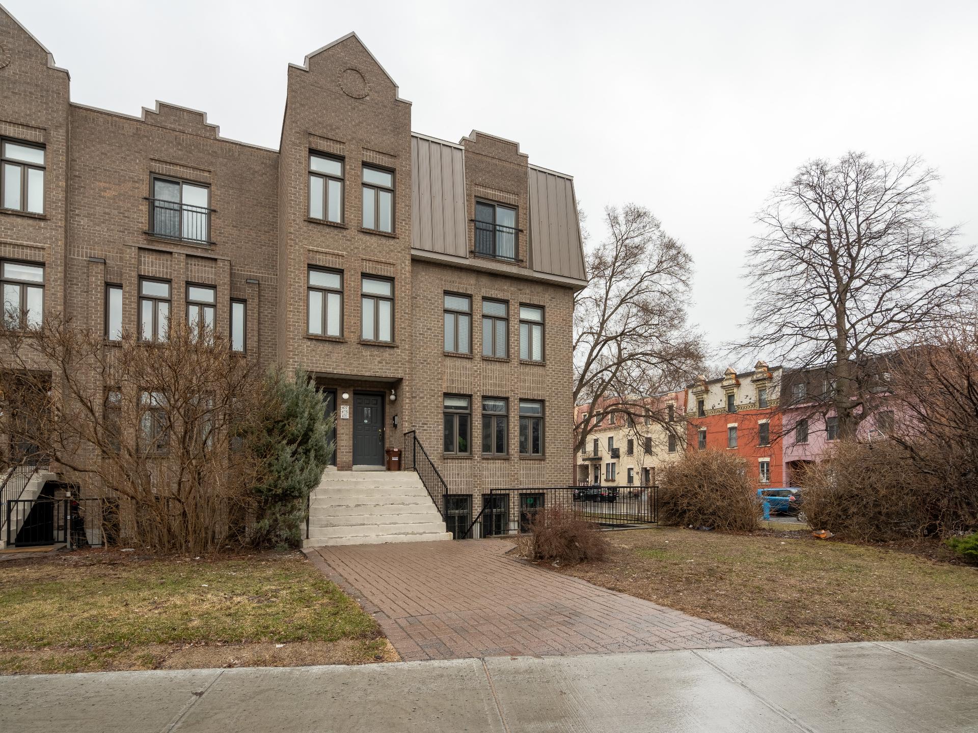 Residential in Montréal (Le Sud-Ouest)