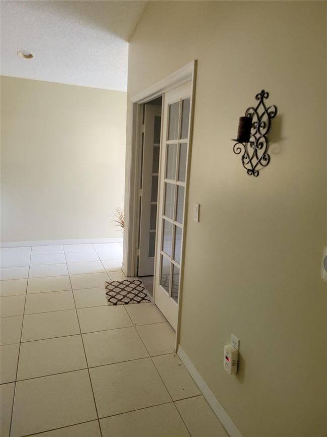 201 - 7760 Nw 22, Condo with 3 bedrooms, 2 bathrooms and null parking in Pembroke Pines FL | Image 6