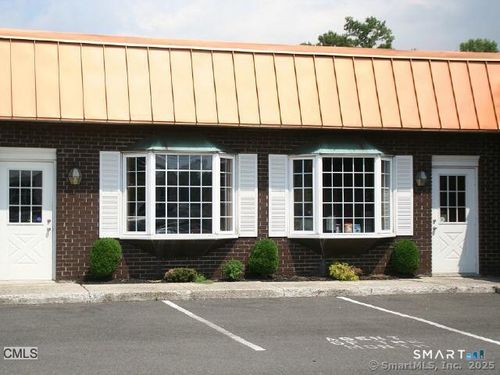 lower-level-3850 Main St, Bridgeport, CT, 06606-2801 | Card Image