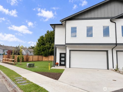 7921 Jensen Farm Ln, Arlington, WA, 98223-4618 | Card Image