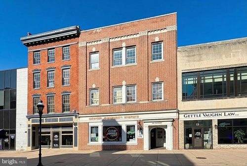 9-11 E Market St, YORK, PA, 17403-1103 | Card Image