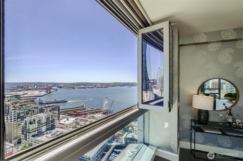 2502-1521 2nd Ave, Seattle, WA, 98101-4518 | Card Image