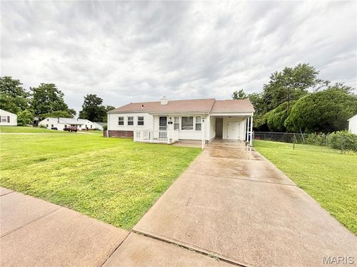 3441 Saint Clovis Lane, St Ann, MO, 63074 | Card Image