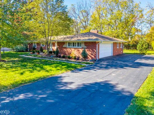 21017 Westfarm Ln, Northville, MI, 48167-8964 | Card Image