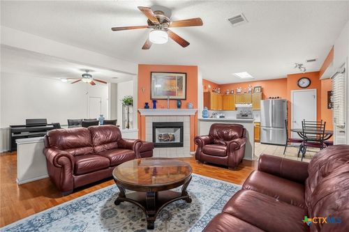 1121 Black Locust Dr, Pflugerville, TX, 78660-1822 | Card Image