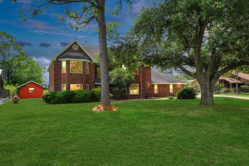 3515 Kansas St, Fresno, TX, 77545-7604 | Card Image
