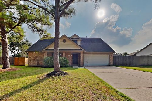 2511 Pecan Grove Ct, Pearland, TX, 77584-6693 | Card Image