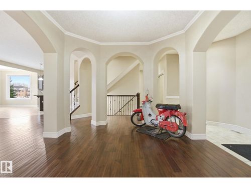 549 Hudson Rd Nw, Edmonton, AB, T6V1W7 | Card Image