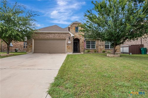 822 Old World Dr, Harker Heights, TX, 76548-3205 | Card Image