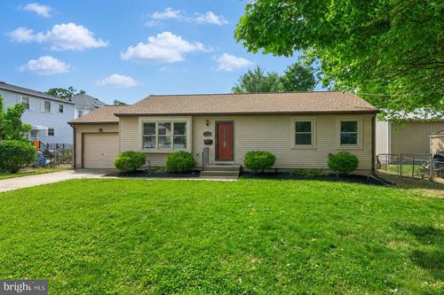104 Temple Blvd, Palmyra, NJ, 08065-1540 | Card Image