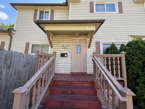 466 Elm St, Wyandotte, MI, 48192-5838 | Card Image
