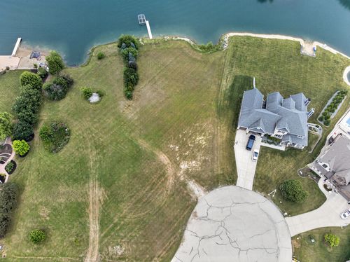 216 Slalom Ct, Minooka, IL, 60447-8805 | Card Image