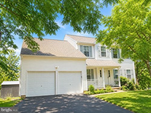 4037 Runnymead Dr, COLLEGEVILLE, PA, 19426 | Card Image