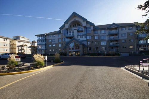 314-1535 Southview Dr Se, Medicine Hat, AB, T1B4H8 | Card Image