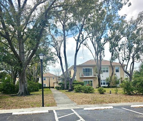 105-8300 Bardmoor Blvd, Seminole, FL, 33777-2039 | Card Image