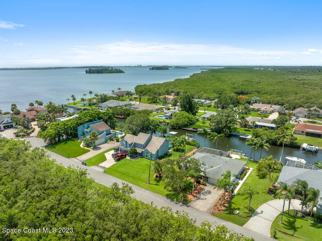 12th St, Vero Beach, FL 32962