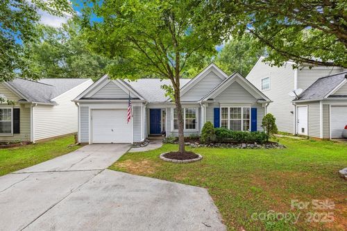 7229 Wingstone Ln, Charlotte, NC, 28262-4239 | Card Image