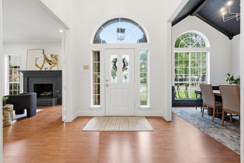 9017 Laredo Drive, Irving, TX, 75063 | Card Image