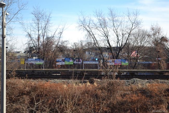 Railroad station -walking distance | Image 13