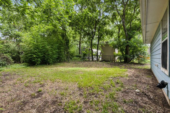 1113 E Jones St, House other with 3 bedrooms, 2 bathrooms and null parking in Sherman TX | Image 21