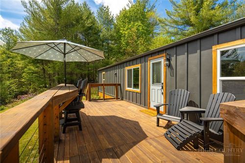 9050 Pittmans Gap Rd, Newland, NC, 28657-7316 | Card Image