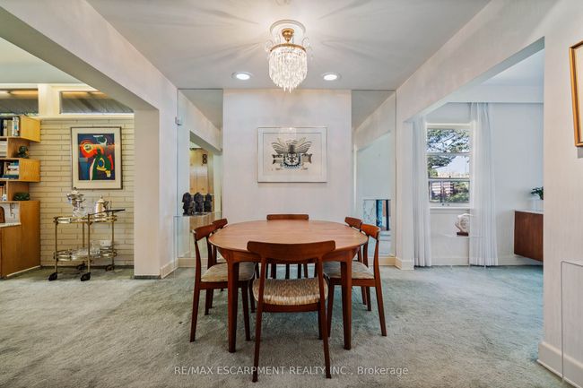 274 Mountain Brow Blvd, House other with 5 bedrooms, 3 bathrooms and 10 parking in Hamilton ON | Image 9