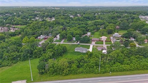 320 S State Route 291, Independence, MO, 64050 | Card Image