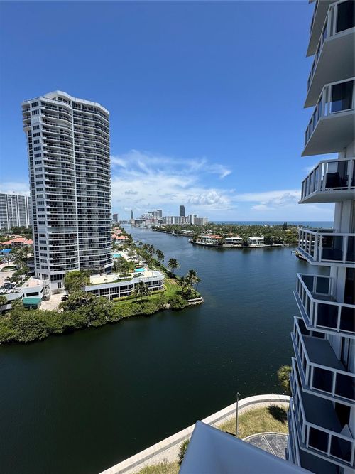 apt-1442-20515 E Country Club Dr, Aventura, FL, 33180-3044 | Card Image