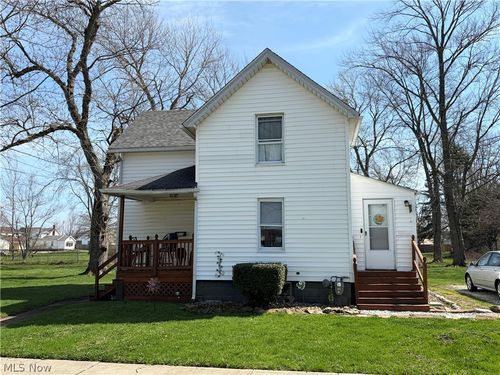 4055 Skiff St, Willoughby, OH, 44094-6216 | Card Image