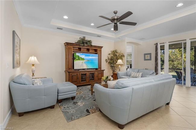 Living room with trey ceilings! | Image 7