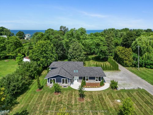 792 Lakeshore Rd, Niagara on the Lake, ON, L0S1J0 | Card Image