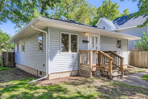 1767 Thomas Ave, Saint Paul, MN, 55104-1728 | Card Image