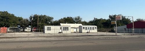 1112 W Main St, Olney, TX, 76374-1624 | Card Image